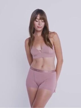 2 Hanes Originals Supersoft Triangle Bralette MEDIUM